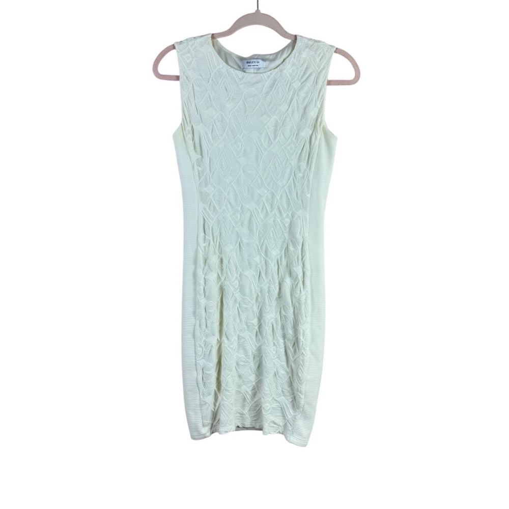 BAILEY 44 womens size M cream embroidered stretch sleeveless bodycon dress